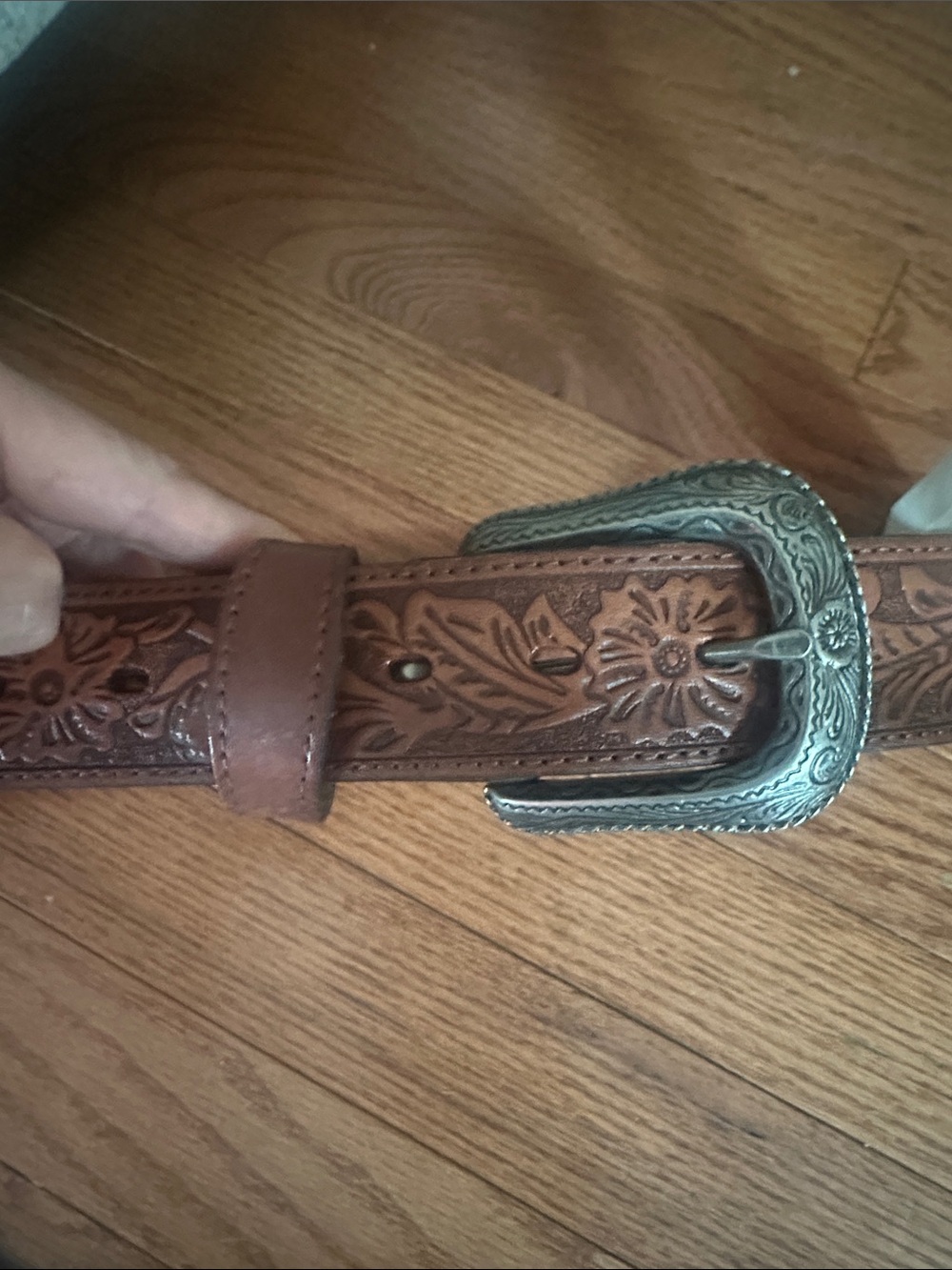 Wrangler Brown western Leather Belt with Decorative Silver Buckle. Size 32